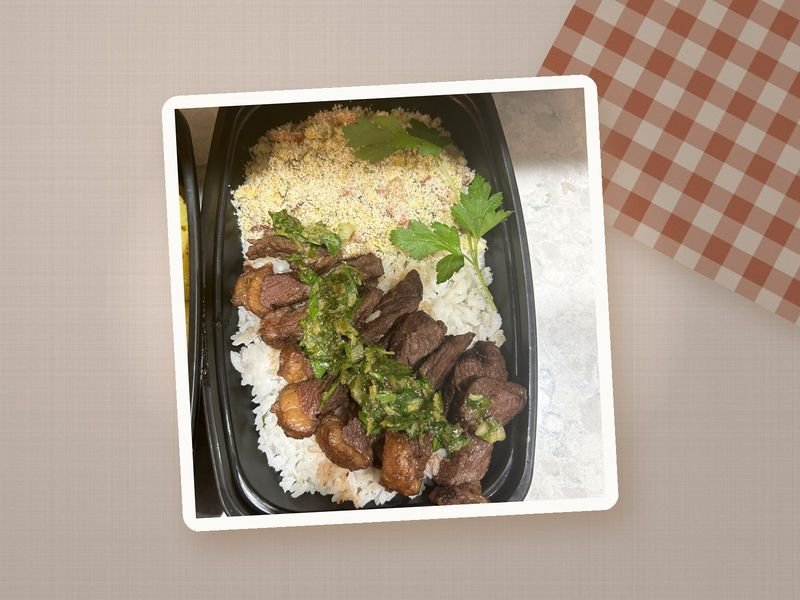 Marmita de carne com chimichurri